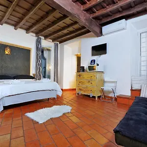 Apartment 3chic Maison Colosseo, Rome