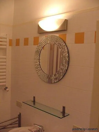 Hotel Saturnia Rom 2*,  Italien